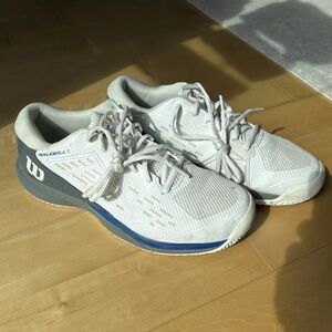 Men's pickleball shoes. Gently used. Pickleball. Tennis. Court shoes.